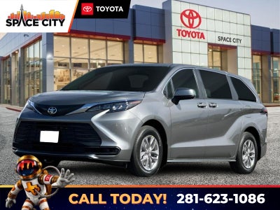 2026 Toyota Sienna LE 8 Passenger