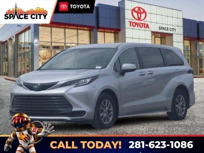 2023 Toyota Sienna LE 8 Passenger