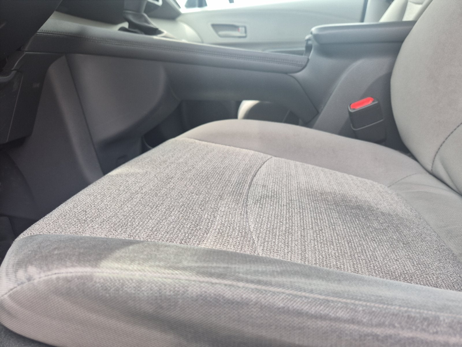 2023 Toyota Sienna LE 8 Passenger