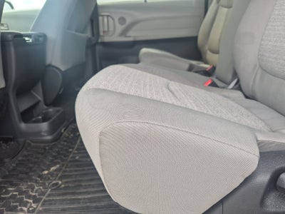 2023 Toyota Sienna LE 8 Passenger