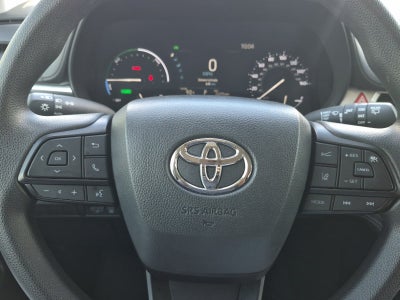 2025 Toyota Sienna LE 8 Passenger
