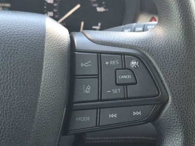 2025 Toyota Sienna LE 8 Passenger