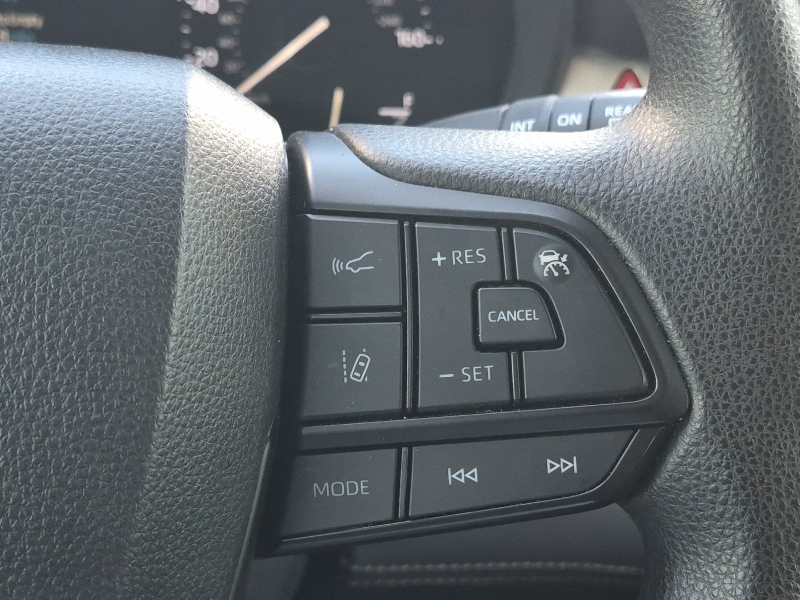 2025 Toyota Sienna LE 8 Passenger