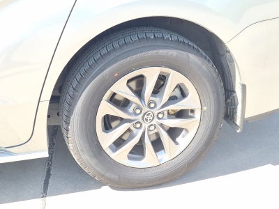 2025 Toyota Sienna LE 8 Passenger