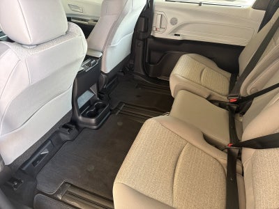 2026 Toyota Sienna LE 8 Passenger