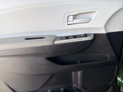 2026 Toyota Sienna LE 8 Passenger