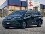 2026 Toyota Sienna LE 8 Passenger