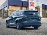 2026 Toyota Sienna LE 8 Passenger