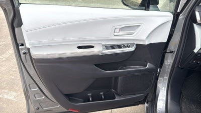 2026 Toyota Sienna LE 8 Passenger