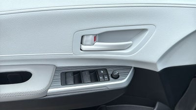 2026 Toyota Sienna LE 8 Passenger