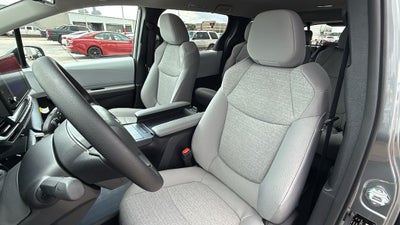 2026 Toyota Sienna LE 8 Passenger