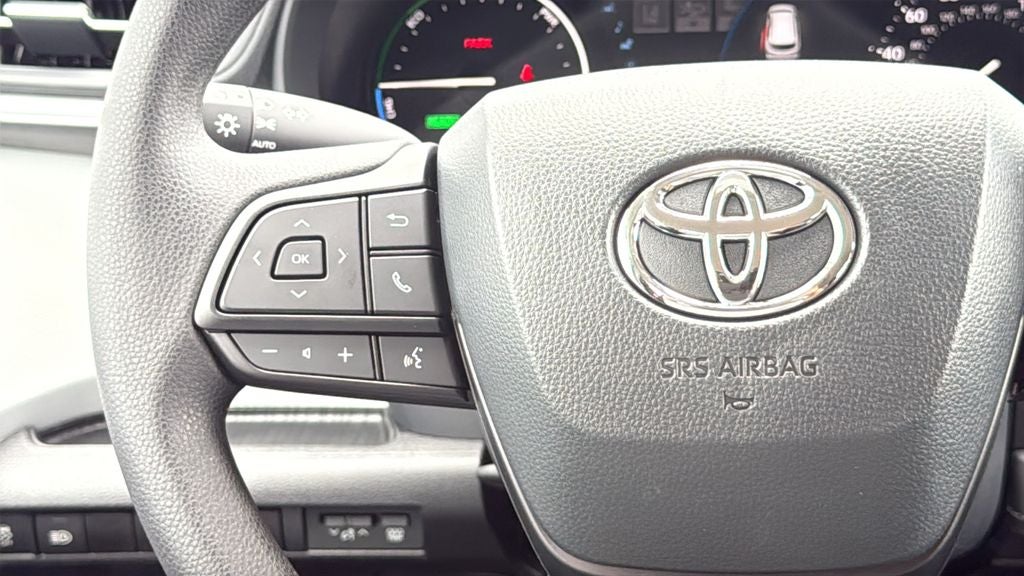 2026 Toyota Sienna LE 8 Passenger