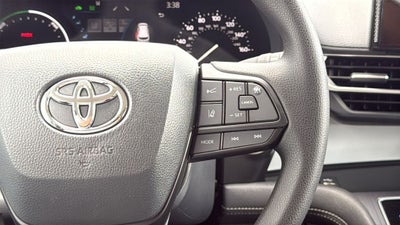 2026 Toyota Sienna LE 8 Passenger