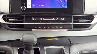 2026 Toyota Sienna LE 8 Passenger