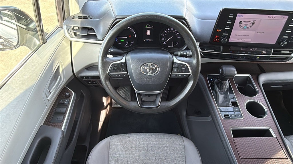 2021 Toyota SIENNA LE LE 8 Passenger