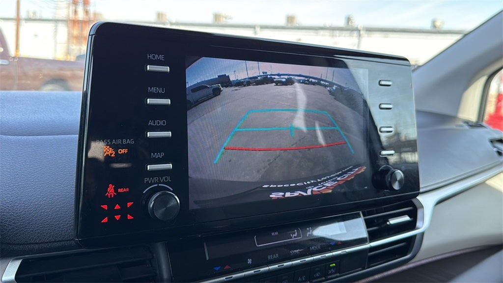 2021 Toyota SIENNA LE LE 8 Passenger