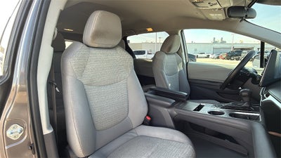 2021 Toyota SIENNA LE LE 8 Passenger