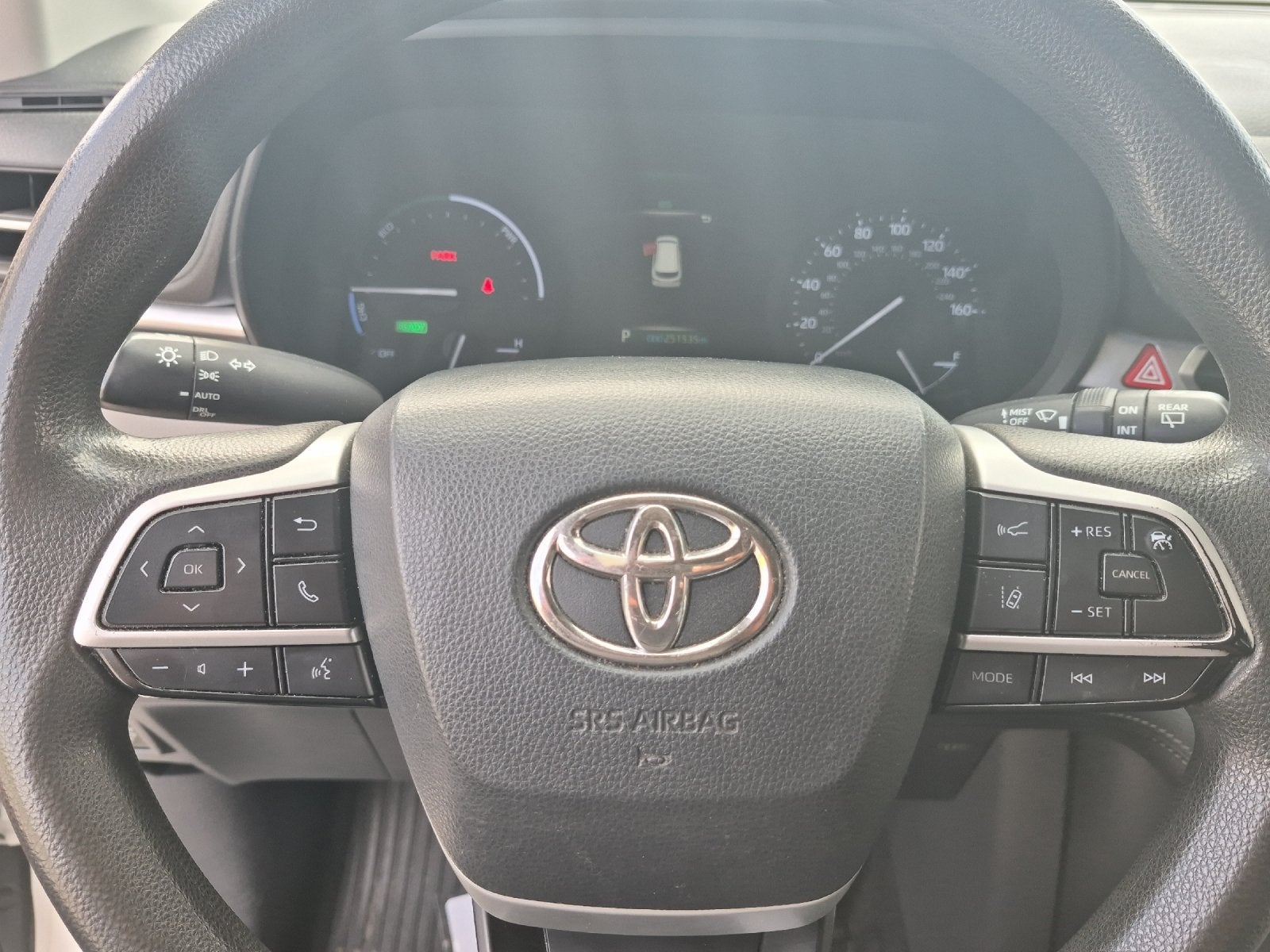 2021 Toyota Sienna LE 8 Passenger