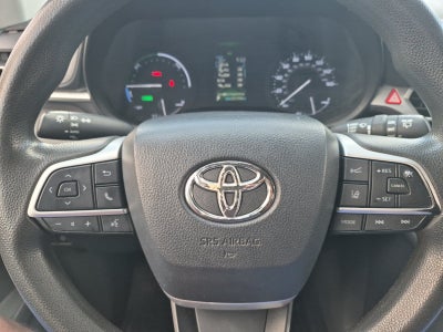 2021 Toyota Sienna LE 8 Passenger