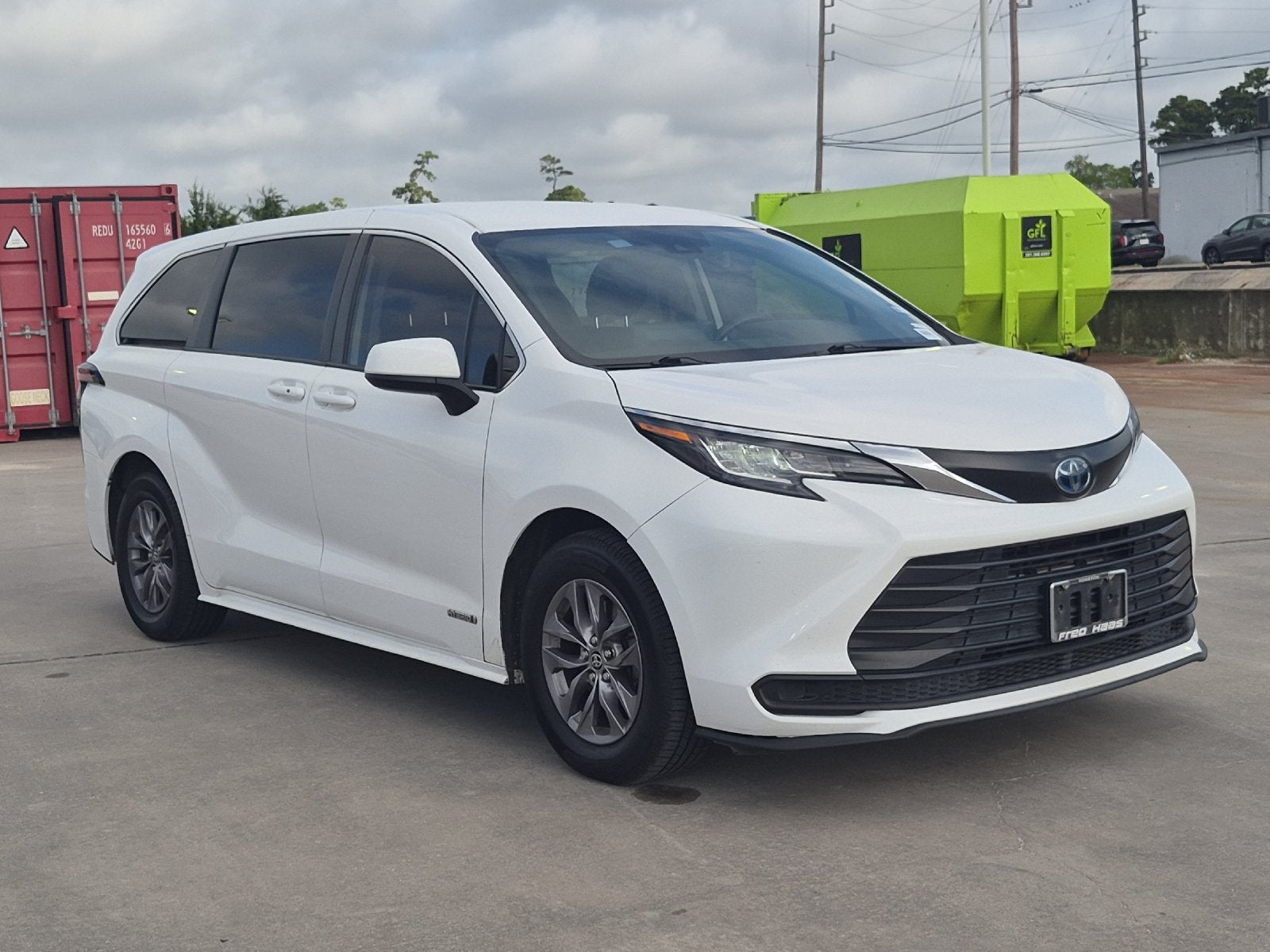 2021 Toyota Sienna LE 8 Passenger