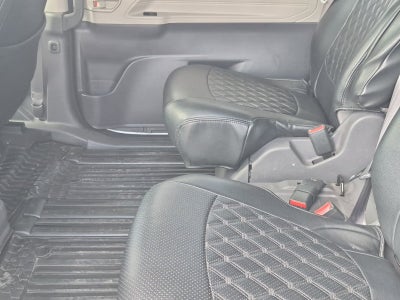 2021 Toyota Sienna LE 8 Passenger