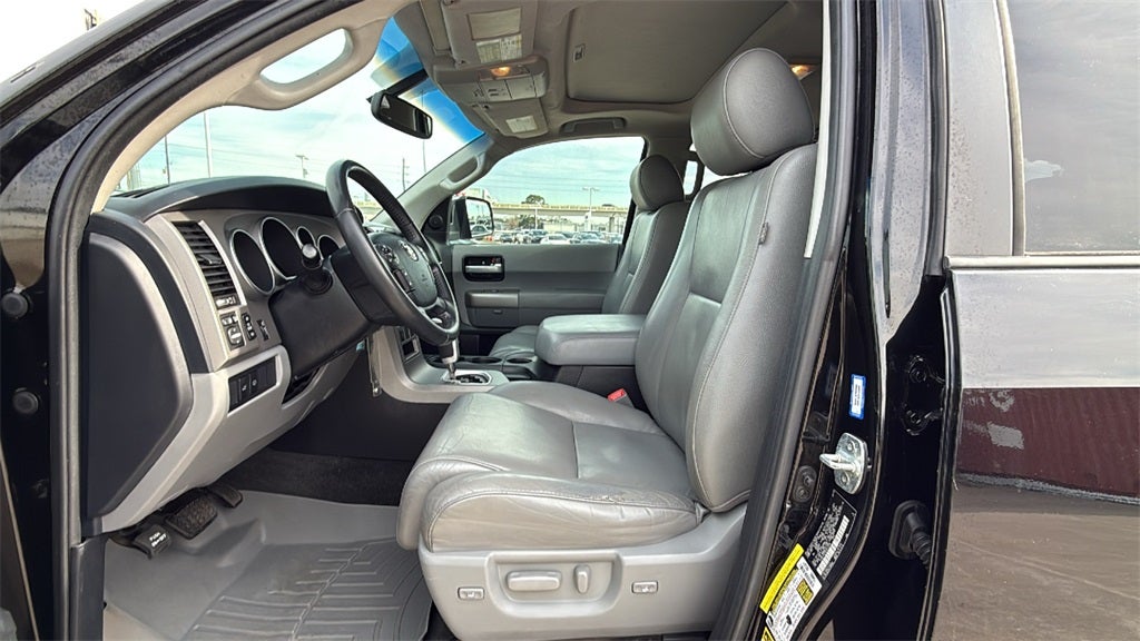 2013 Toyota SEQUOIA Limited