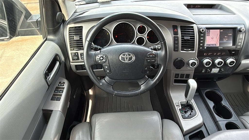 2013 Toyota SEQUOIA Limited