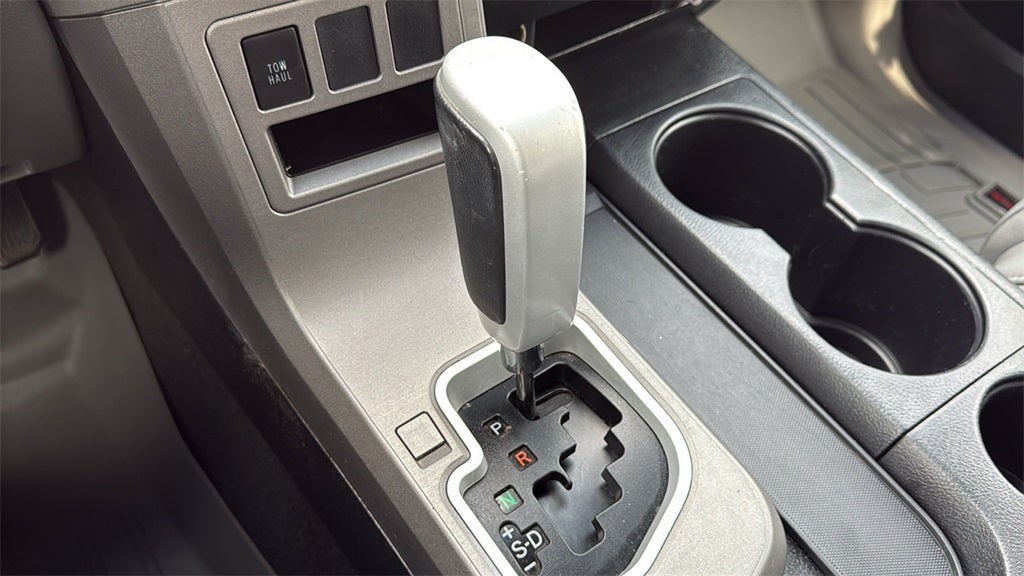 2013 Toyota SEQUOIA Limited