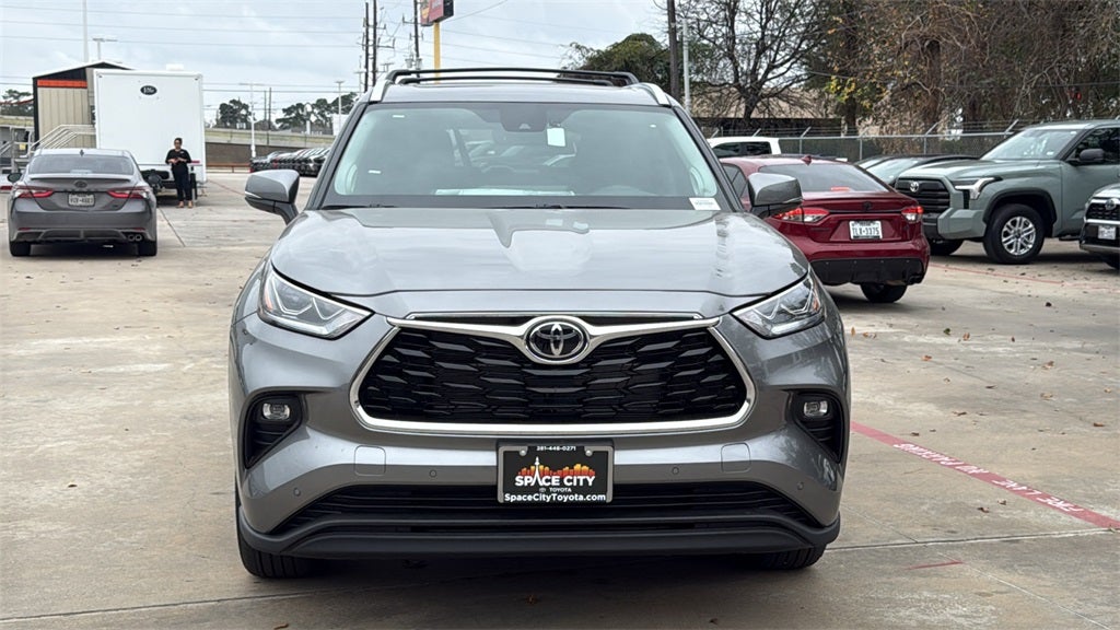 2026 Toyota Highlander Hybrid Limited