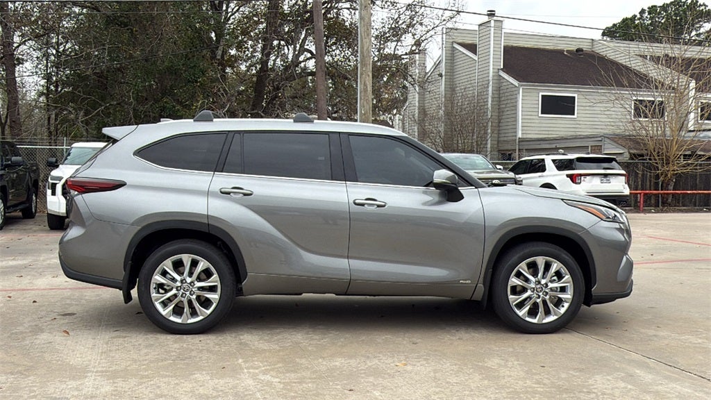 2026 Toyota Highlander Hybrid Limited