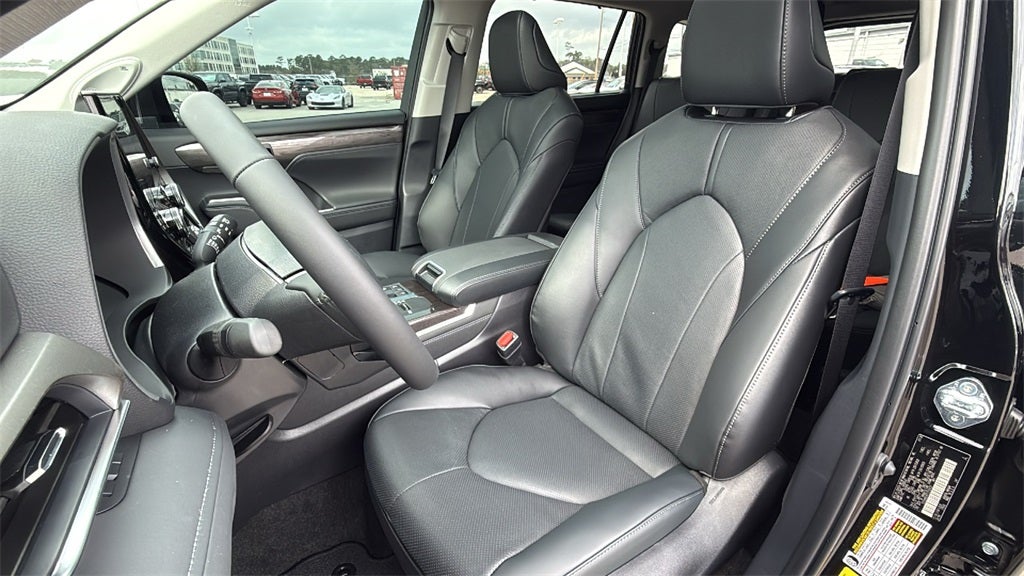 2026 Toyota Highlander Hybrid Limited