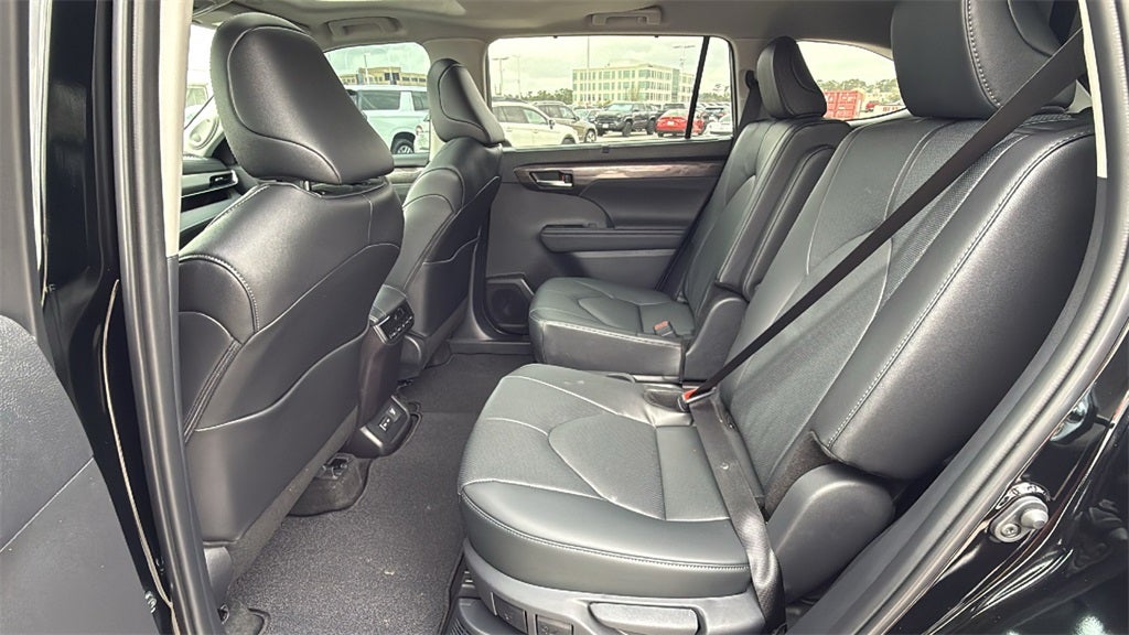 2026 Toyota Highlander Hybrid Limited