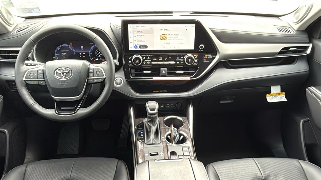 2026 Toyota Highlander Hybrid Limited