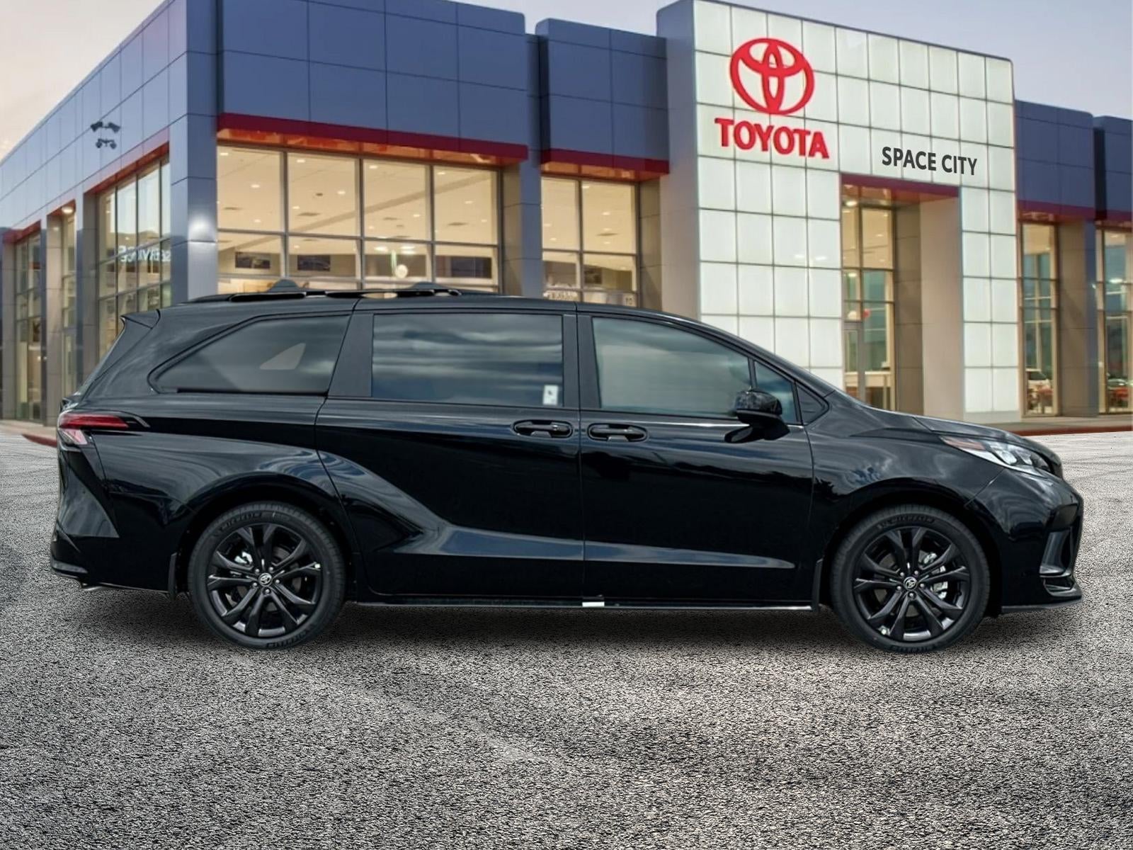 2026 Toyota Sienna XSE 7 Passenger