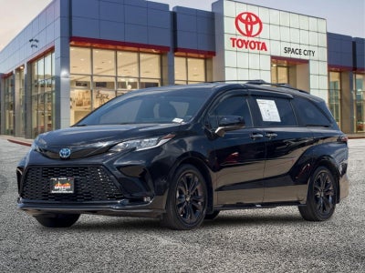 2025 Toyota Sienna XSE 7 Passenger