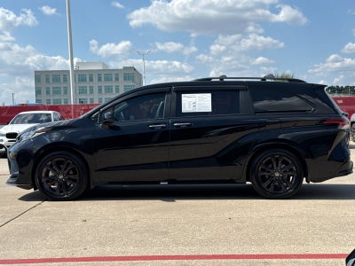 2025 Toyota Sienna XSE 7 Passenger