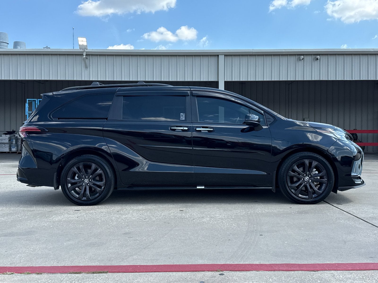 2025 Toyota Sienna XSE 7 Passenger