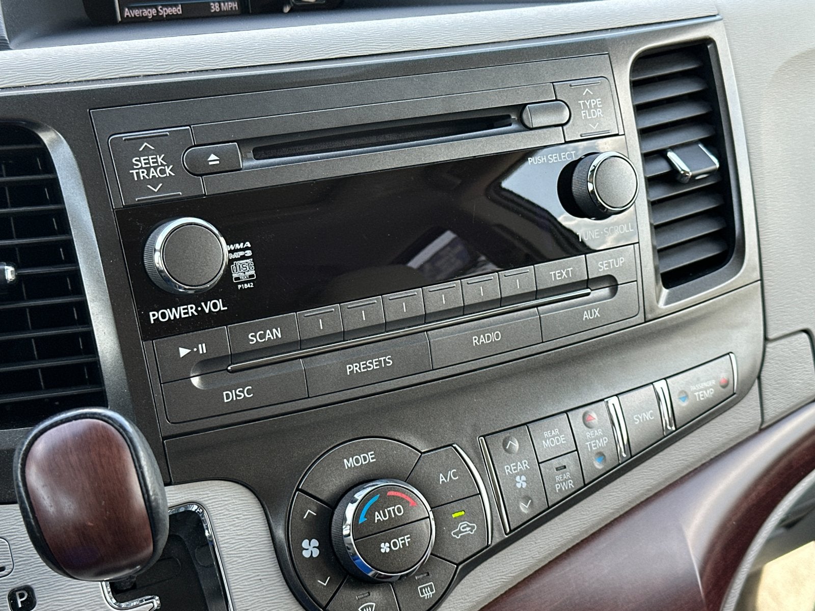 2013 Toyota SIENNA XLE 3.5L XLE 8 Passenger