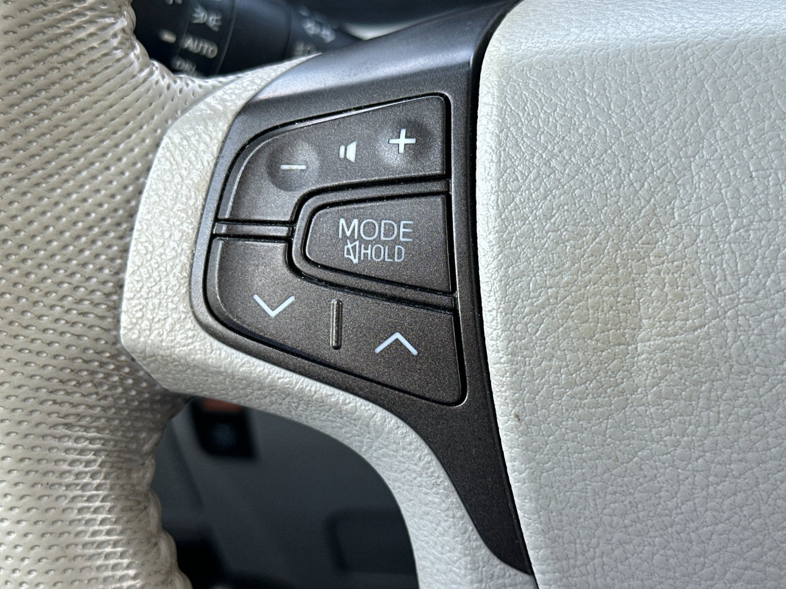 2013 Toyota SIENNA XLE 3.5L XLE 8 Passenger