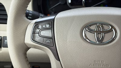 2014 Toyota SIENNA XLE 3.5L XLE 8 Passenger