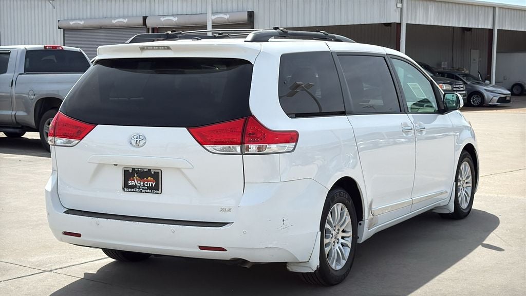 2014 Toyota SIENNA XLE 3.5L XLE