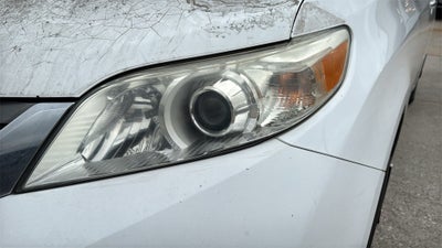 2014 Toyota SIENNA XLE 3.5L XLE
