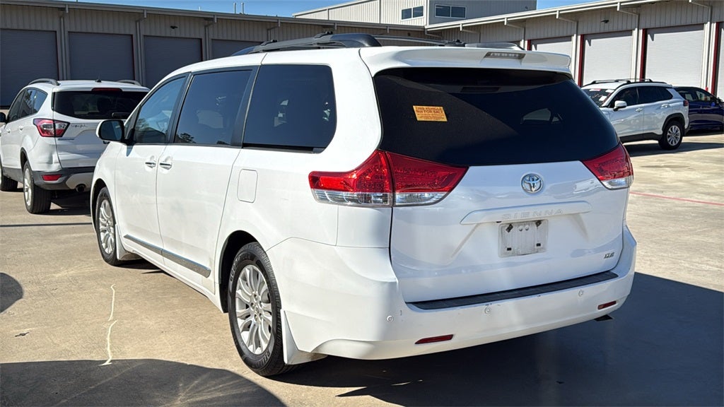 2014 Toyota SIENNA XLE 3.5L XLE