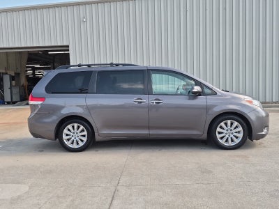 2014 Toyota SIENNA LTD 3.5L Limited 7 Passenger