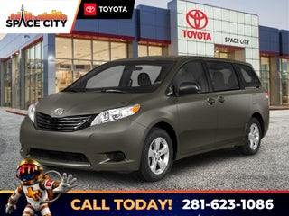 2014 Toyota Sienna Limited 7 Passenger