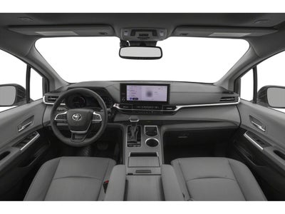 2025 Toyota Sienna XLE 8 Passenger