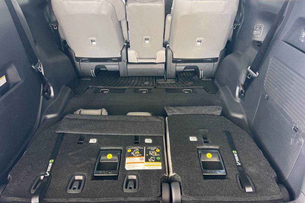 2026 Toyota Sienna XLE 8 Passenger