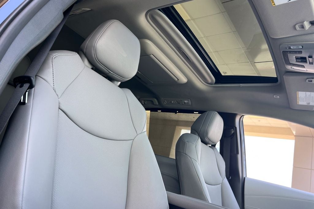 2026 Toyota Sienna XLE 8 Passenger