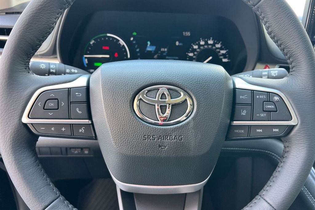 2026 Toyota Sienna XLE 8 Passenger