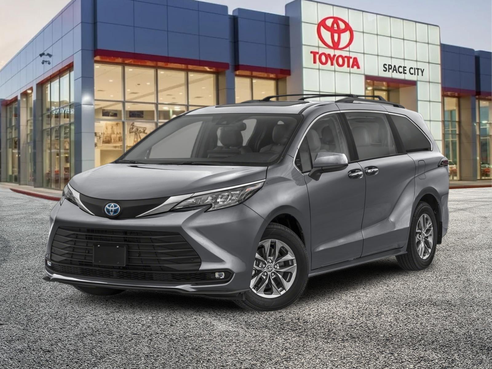 2026 Toyota Sienna XLE 8 Passenger